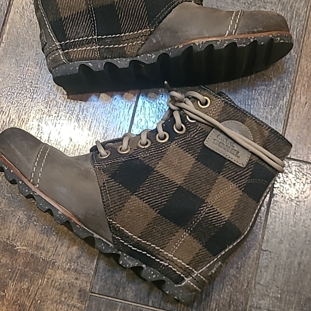 Sorel RARE color PDX boots - Picture 2 of 9